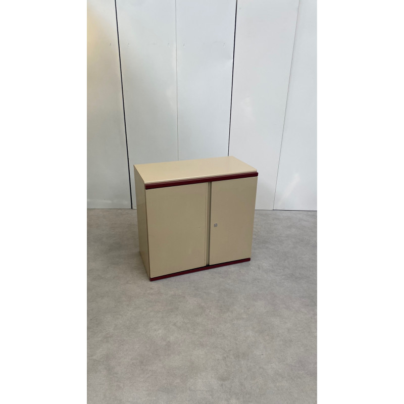 Petite armoire métallique d'occasion
CRÉDENCE MÉTALLIQUE PORTE PLIANTE