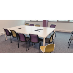 Table de réunion 12 places Steelcase FrameOne blanche 280 x160 occasion économie circulaire seconde main