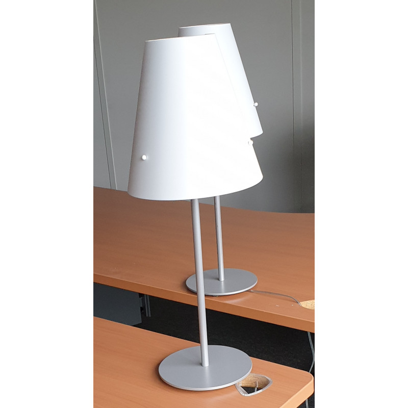 LOOLA Lampe de bureau LED orientable By Manade